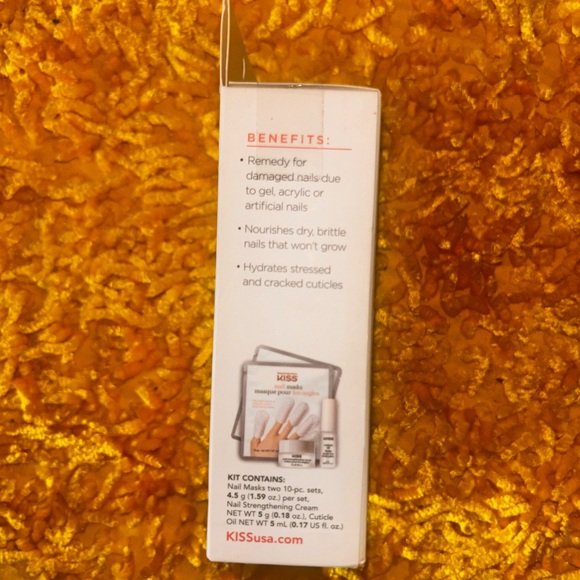 🌹A FREE🌹. KISS Bundle Salon Nail Designs Bring the Salon Home & Create - Picture 11 of 11